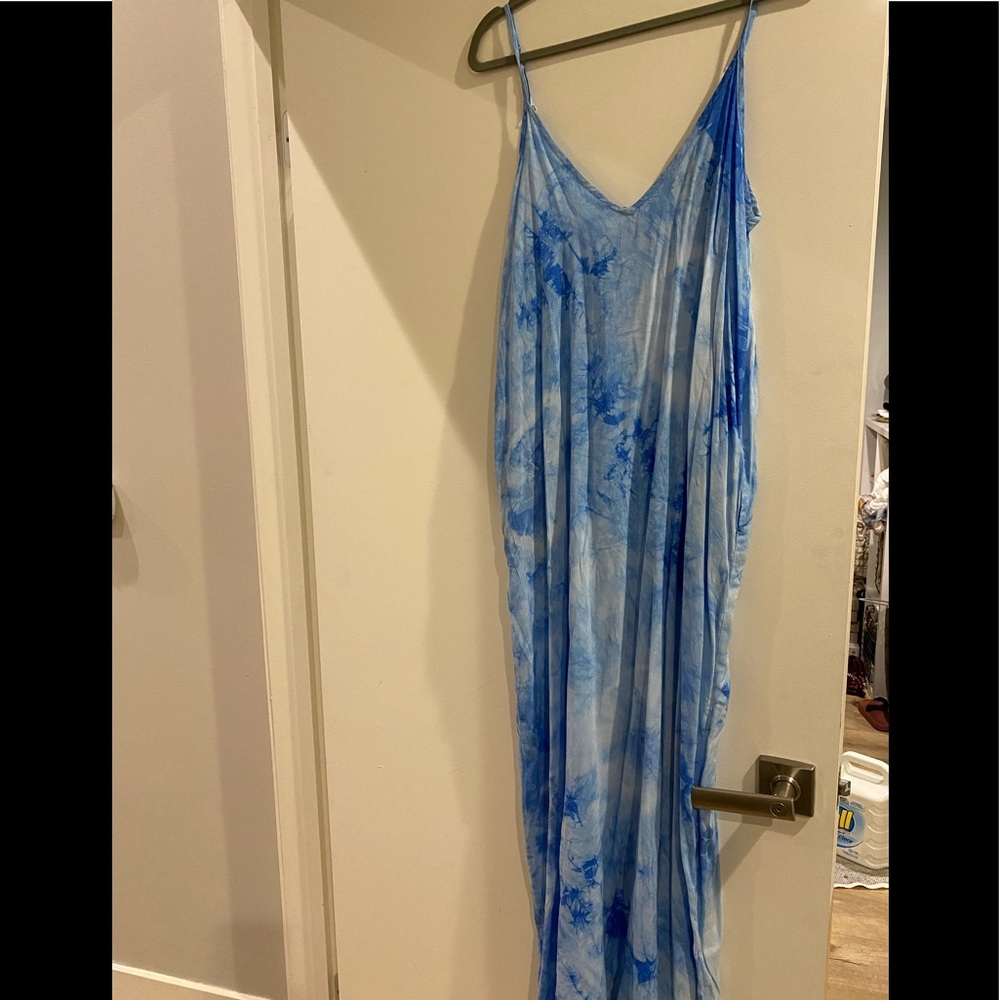Blue tie dye maxi dress